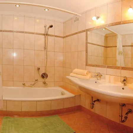 Zwölferkogelblick Apartment *